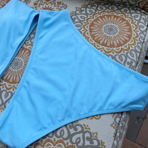 Blue One-Shoulder Bikini Set / Size Medium - Picture 2 of 4